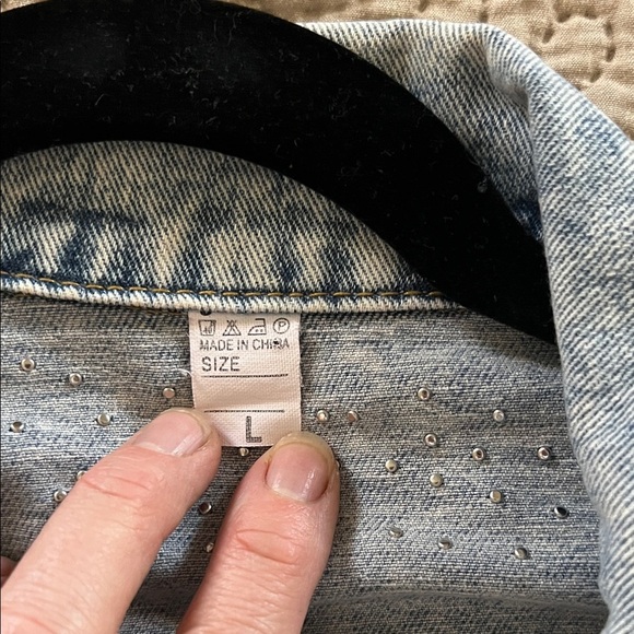 Pearl Embellished Denim Jacket - Picture 4 of 6